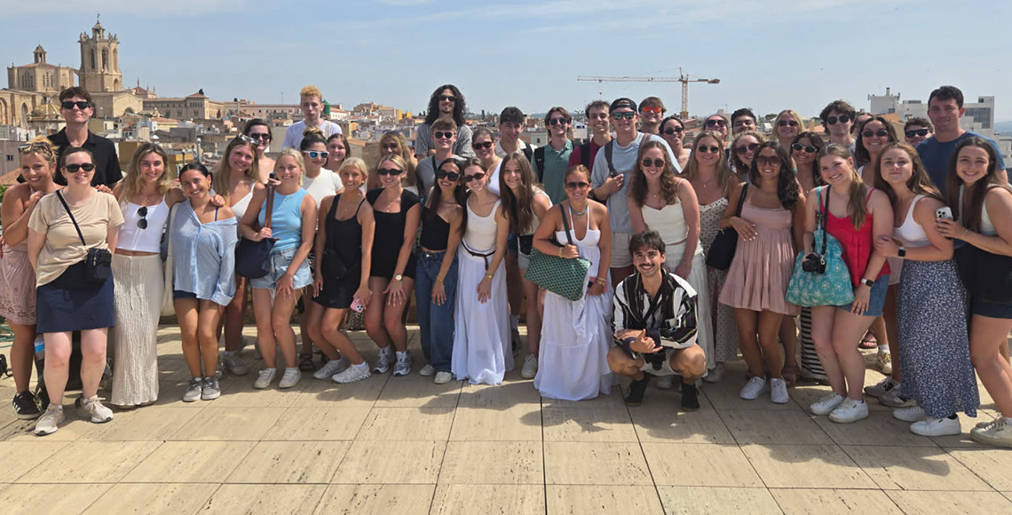 group of students posing in Barcelona